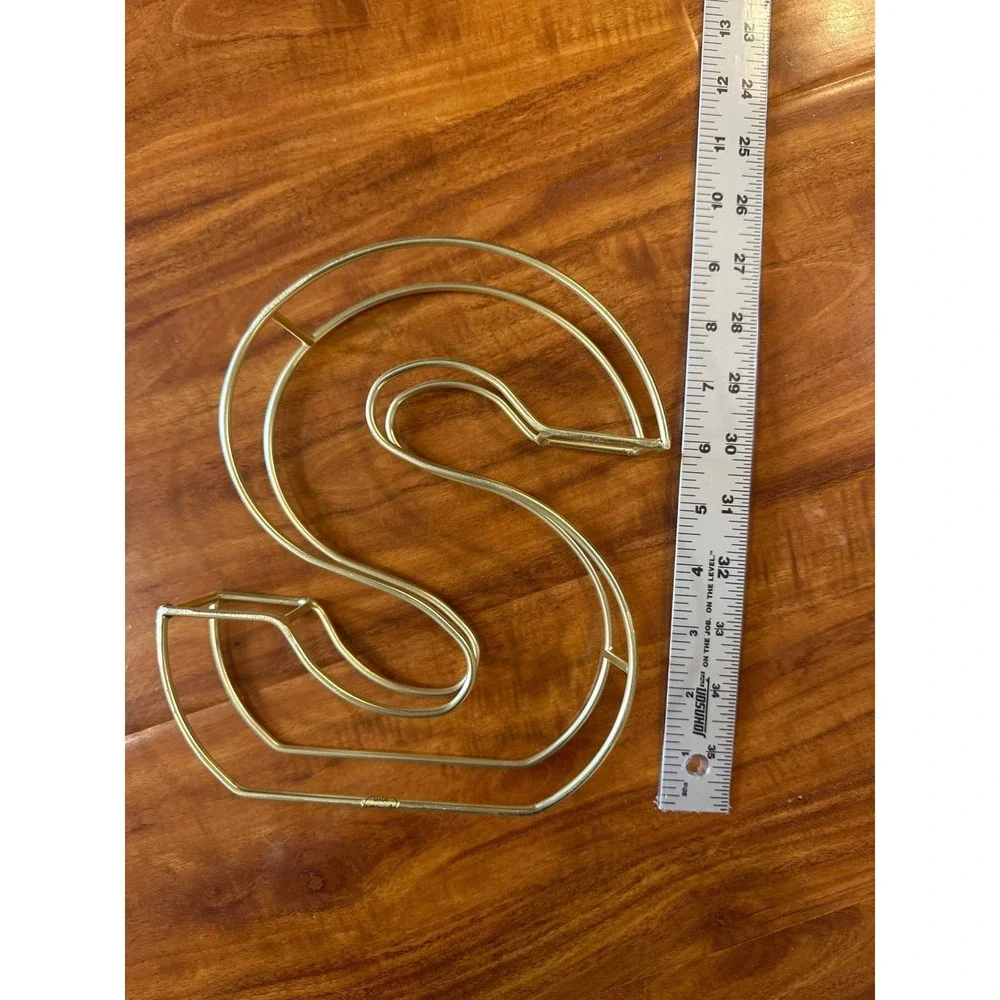 The Unbranded Brand goldtone metal